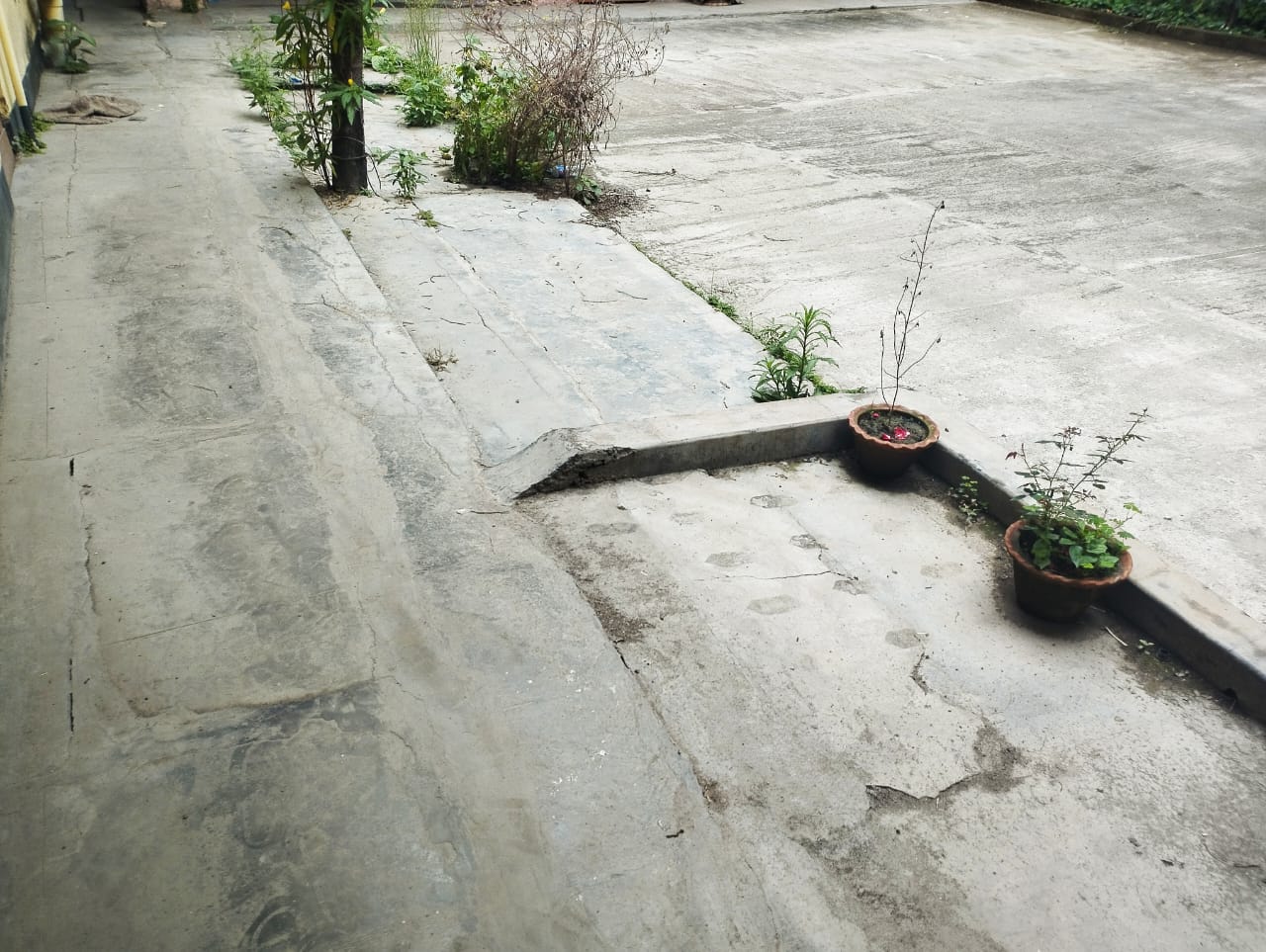 Unfurnished 3bhk in Ganga Blood Bank & Laboratory, South Sarania, Lachit Nagar, Guwahati, Assam, India for Rent